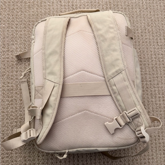 BagSmart Blast Travel Backpack 28L standard - Picture 9 of 9